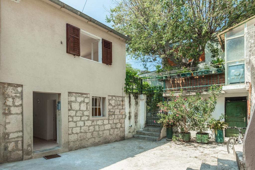 Charming Old Stone House Apartment Split Ngoại thất bức ảnh
