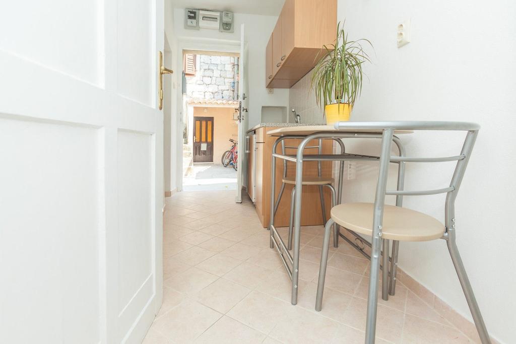 Charming Old Stone House Apartment Split Phòng bức ảnh